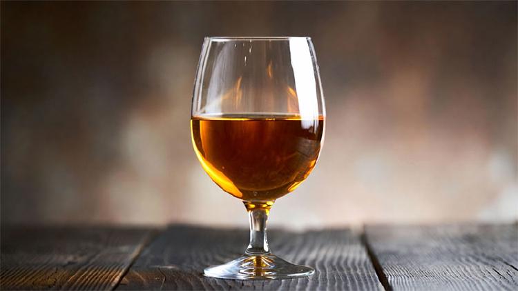 Sherry: A Spanish Fortified Wine Shaped by Time and Terroir